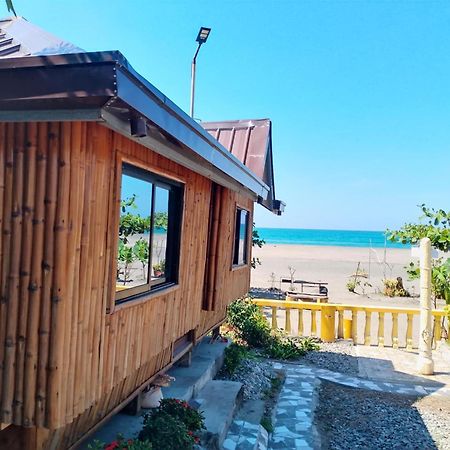 Sea Breeze Beachfront Home And Cottages サンフアン エクステリア 写真