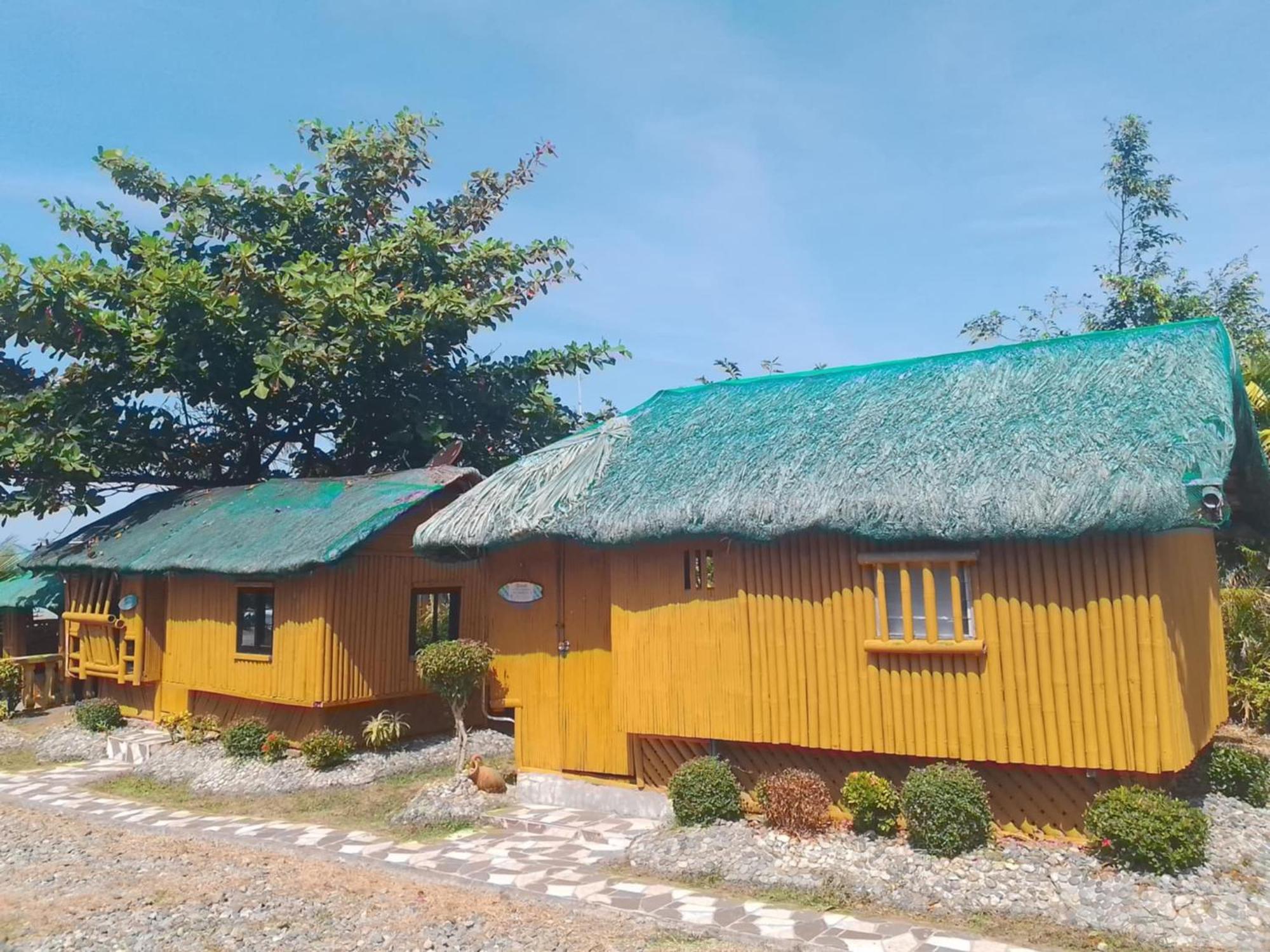 Sea Breeze Beachfront Home And Cottages サンフアン エクステリア 写真